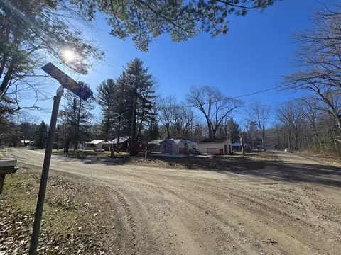 5032 Roy Rd, Oscoda, MI 48750