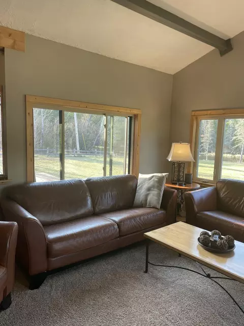 Living - 815 907 Backcast Trl, Grayling, MI 49738 photo 3 of 3