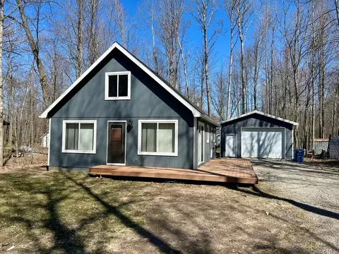 213 Redwine Drive Houghton Lake Mi 48629 Dr, Houghton Lake, MI 48629