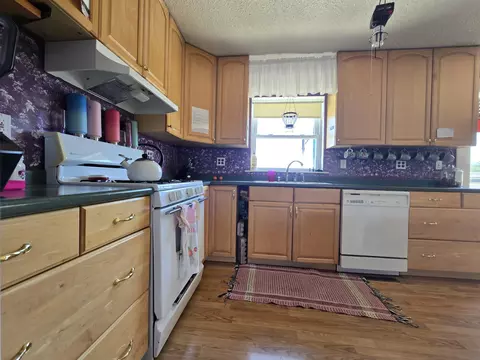 Kitchen - 1300 N Perry Creek Rd, Fairview, MI 48621 photo 2 of 4