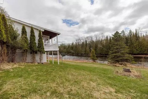 Exterior - 4849 Betterly Dr, Cheboygan, MI 49721 photo 3 of 14