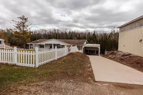 Exterior - 4849 Betterly Dr, Cheboygan, MI 49721 photo 8 of 14