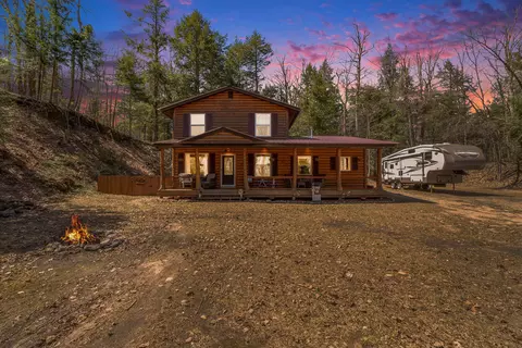 6792 Kelley Dr, Millersburg, MI 49759