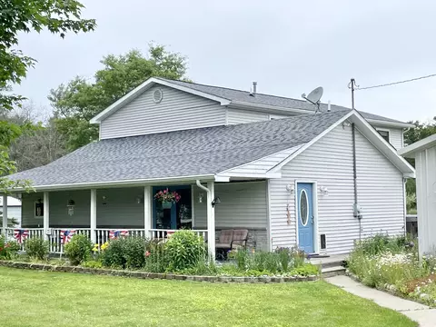 6790 Big Wolf Lake Rd, Lewiston, MI 49756