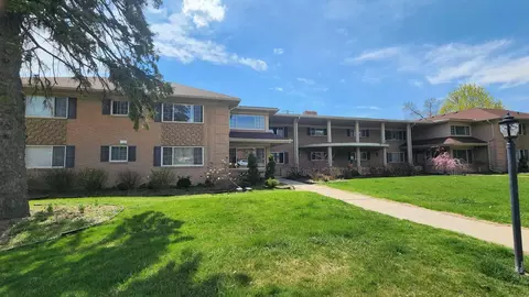 2375 Walton Blvd UNIT 20, Rochester Hills, MI 48306