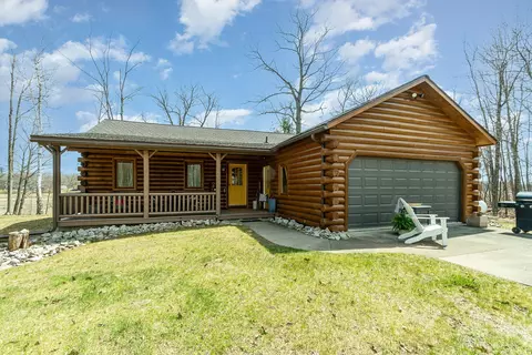3525 E Pointe Dr, Beaverton, MI 48612