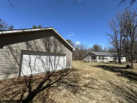 10756 E Cal Murray Trl, Roscommon, MI 48653 photo 2