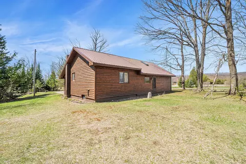 267 W Thumb Lake Rd, Vanderbilt, MI 49795 photo 23