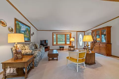 5335 Pinecrest Dr, Lewiston, MI 49756 photo 10