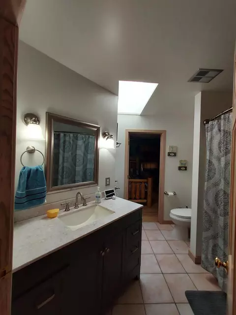 Bath - 5188 Green Acre Dr, Frederic, MI 49733 photo 2 of 3