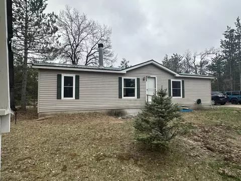 188 E M-72 Hwy, Grayling, MI 49738