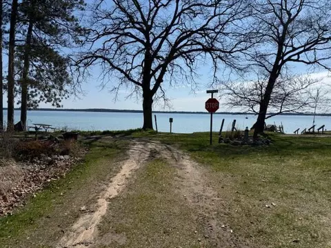 438 Jefferson Blvd, Roscommon, MI 48653 photo 24