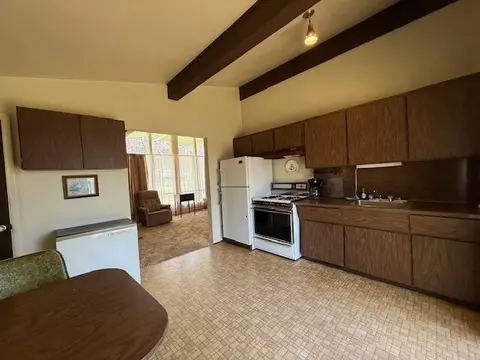 438 Jefferson Blvd, Roscommon, MI 48653 photo 5