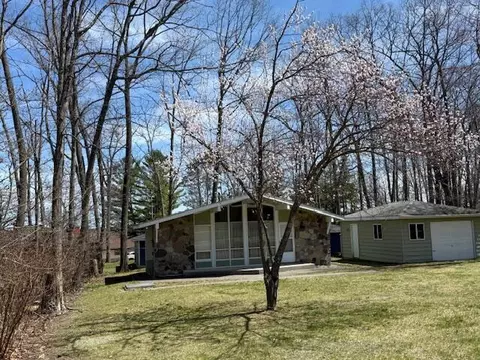 438 Jefferson Blvd, Roscommon, MI 48653 photo 19