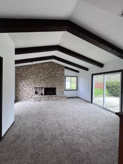 1203 Devonshire Ct, Owosso, MI 48867 photo 12