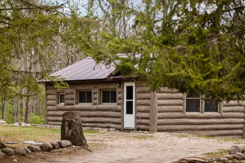 24089 Ranch House Trl, Atlanta, MI 49709