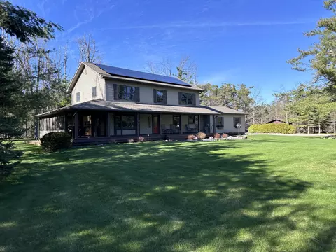 3400 Thornapple Trl, Lewiston, MI 49756
