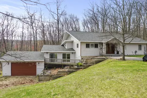 207 Cindy Ave, Roscommon, MI 48653 photo 1