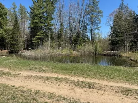 274 Roscommon Rd, Roscommon, MI 48653 photo 8