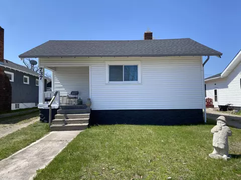 737 S First St, Rogers City, MI 49779