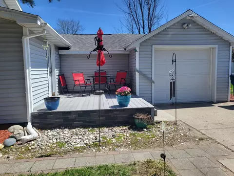 709 Park St, Grayling, MI 49738 photo 4