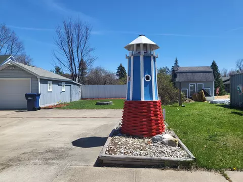 709 Park St, Grayling, MI 49738 photo 6