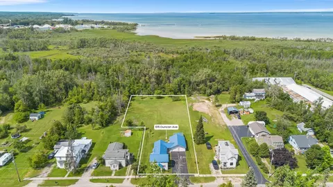 View/Area - 615 Duncan Ave, Cheboygan, MI 49721 photo 4 of 5