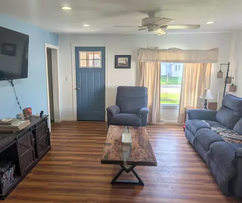 Living - 615 Duncan Ave, Cheboygan, MI 49721 photo 1 of 1