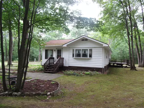 541 Ranch Rd, Indian River, MI 49749 photo 6