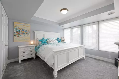 Bedroom - 708 N Dockside Cir # E-5, Suttons Bay, MI 49682 photo 4 of 6