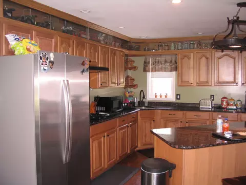 Kitchen - 5198 Troopers Trl, Frederic, MI 49733 photo 2 of 3