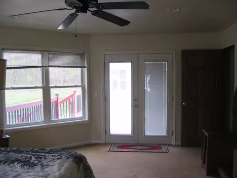 Bedroom - 5198 Troopers Trl, Frederic, MI 49733 photo 2 of 5