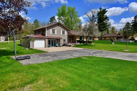9609 E Madison St Rd, Saint Helen, MI 48656