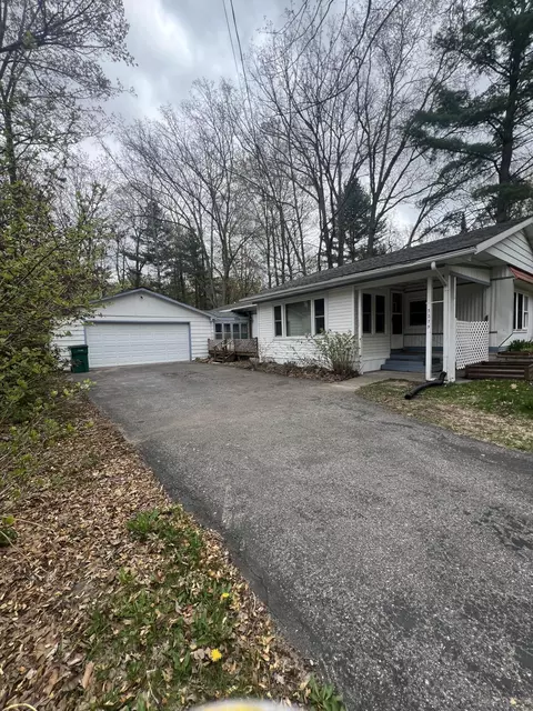 3279 S Reserve Rd, Prudenville, MI 48651