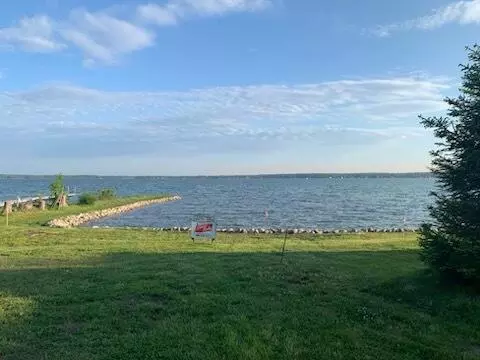 2738 Lakewood Dr, Alpena, MI 49707