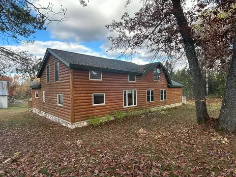 5626 Smith Rd, Lewiston, MI 49756