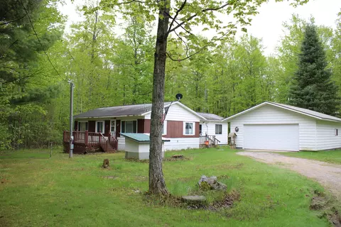 1421 W Miller Rd, Mio, MI 48647