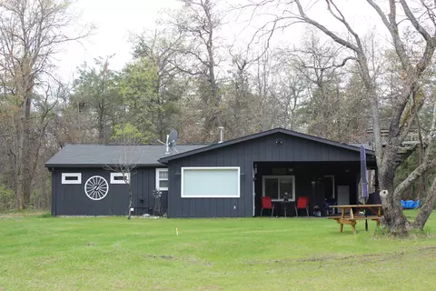 468 Pine Oak Trl, Grayling, MI 49738