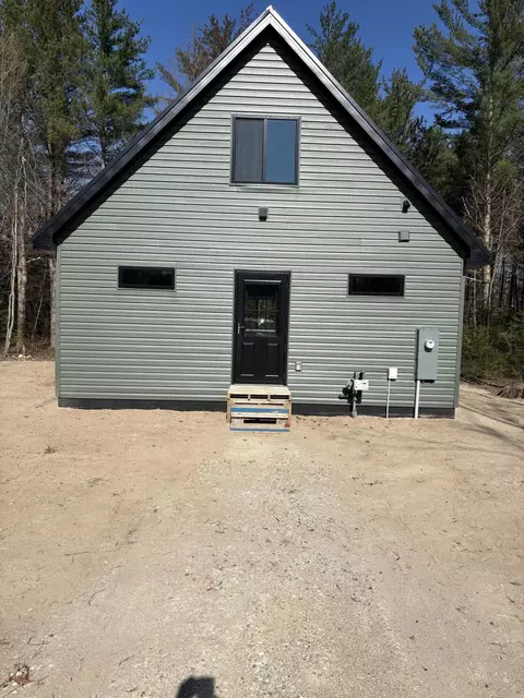 6137 Meredith Rd, Rogers City, MI 49779