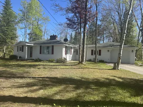 1371 Wayne Rd, Alpena, MI 49707
