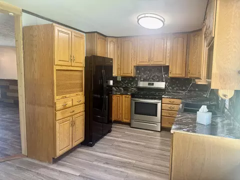 Kitchen - 7983 Silsby Rd, Roscommon, MI 48653 photo 1 of 4