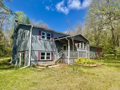 7983 Silsby Rd, Roscommon, MI 48653