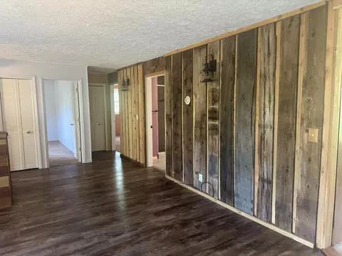 Living - 7983 Silsby Rd, Roscommon, MI 48653 photo 1 of 7