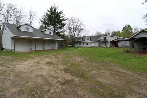 7844 Gilbert Trl, Grayling, MI 49738