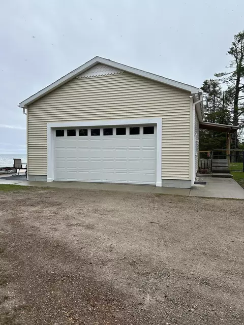 18519 Shosone Ln, Ocqueoc, MI 49759