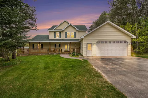 10516 Munger Rd, Afton, MI 49705