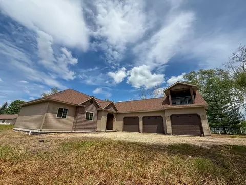 116 No Wake Ct, Houghton Lake, MI 48629