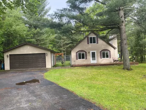 117 Swift Deer Trl, Prudenville, MI 48651