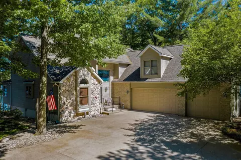 11577 Enchanted Dr, Frederic, MI 49733