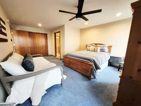 Bedroom - 11577 Enchanted Dr, Frederic, MI 49733 photo 3 of 11